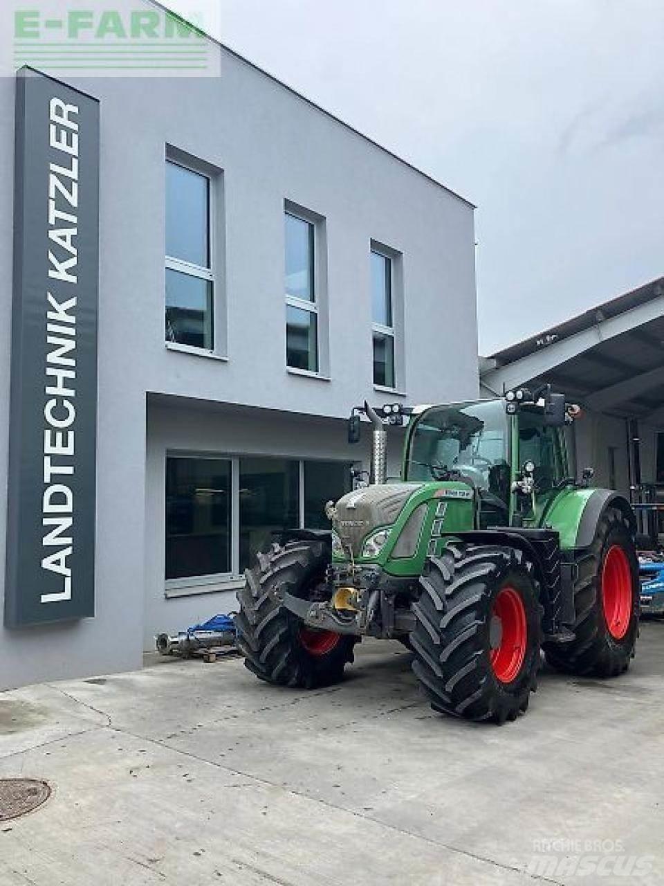 Fendt 724 vario Tractors