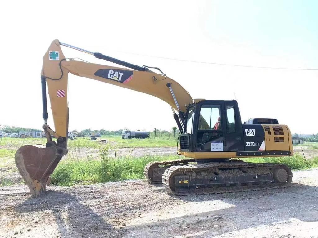 CAT 323 D Crawler Excavators