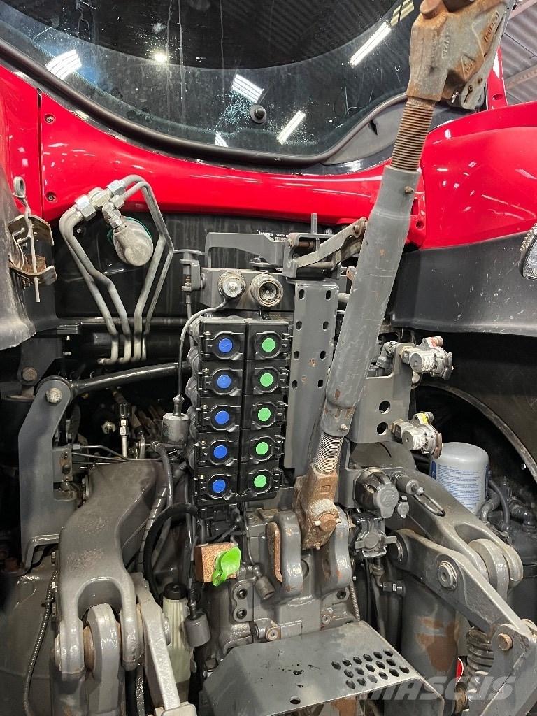 Valtra T235 Tractors