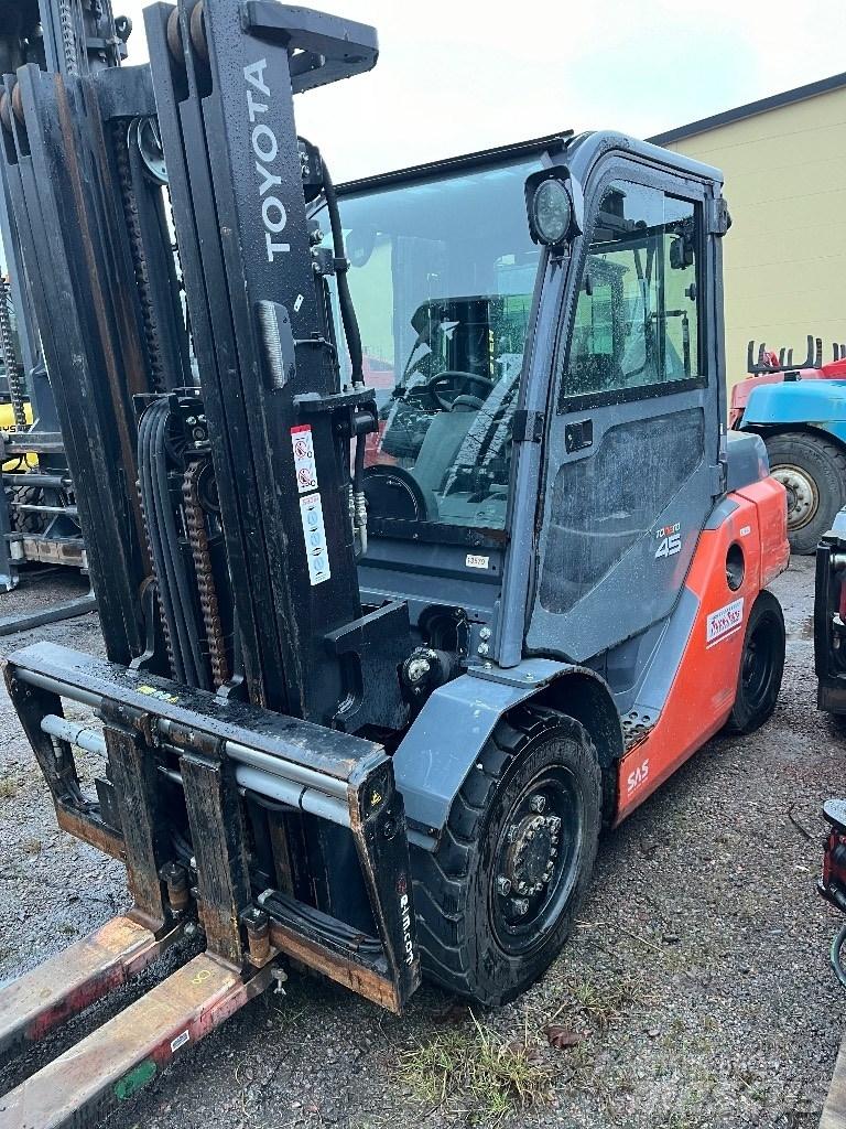 Toyota 40-8FD40N Diesel Forklifts