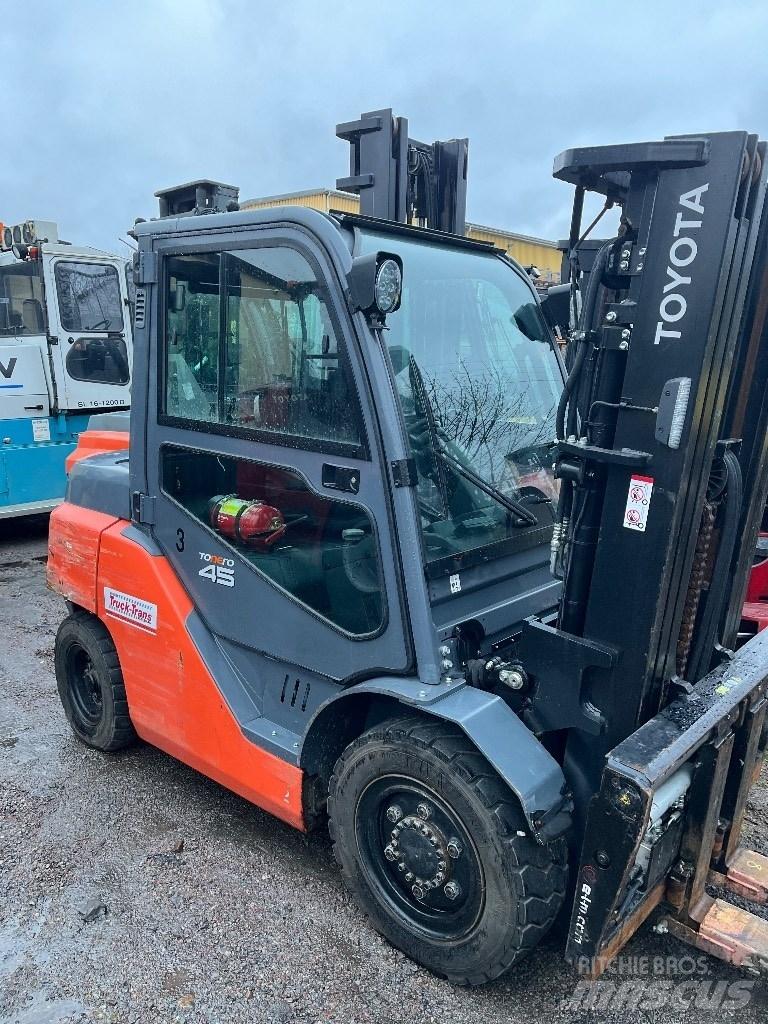 Toyota 40-8FD40N Diesel Forklifts