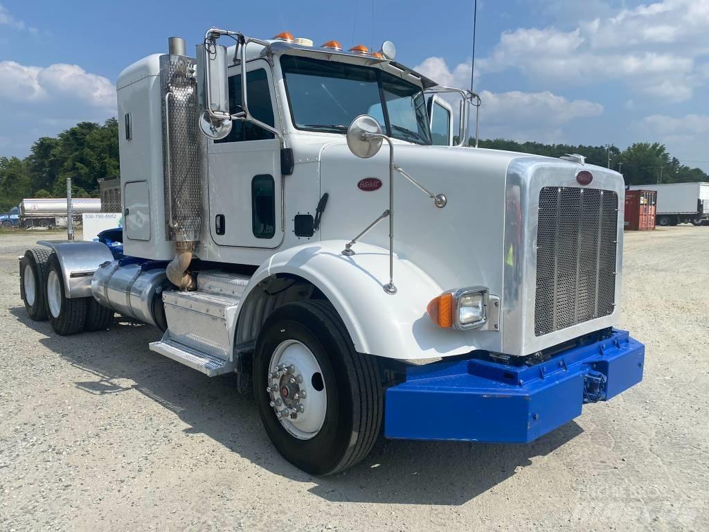 Peterbilt 365 Conventional Trucks / Tractor Trucks