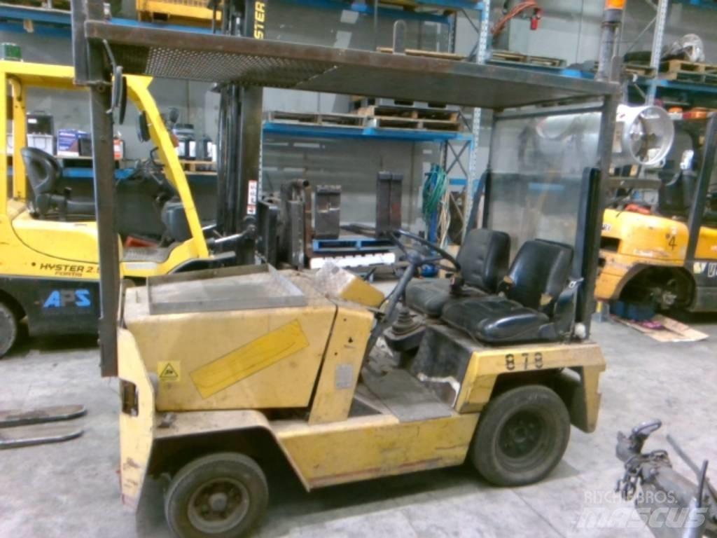 Toyota 2TG10 Tow Trucks / Wreckers
