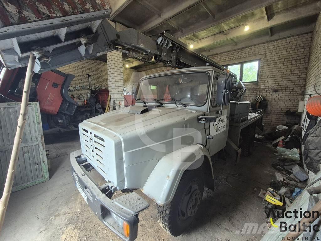 ZIL 433362 Truck Mounted Aerial Platforms