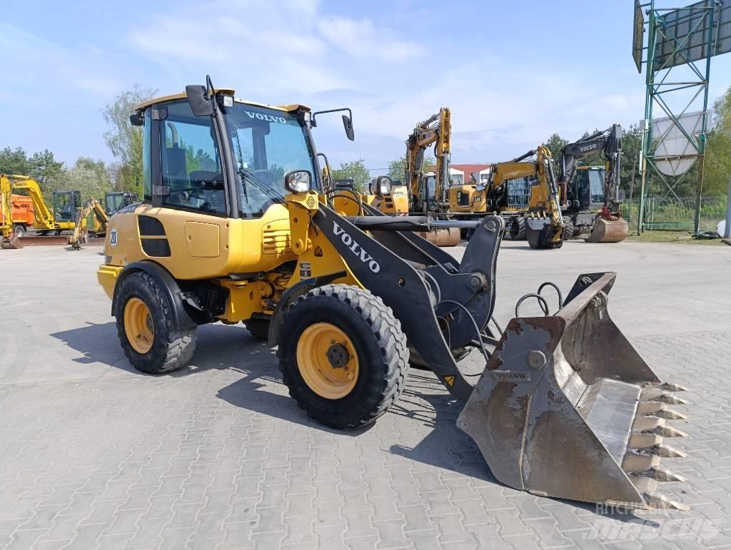Volvo L 25 F Wheel Loaders