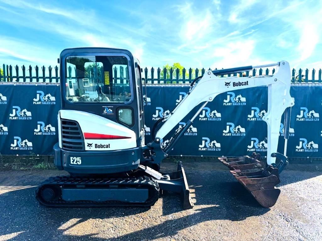 Bobcat E 25 Mini Excavators <7t (Mini Diggers)