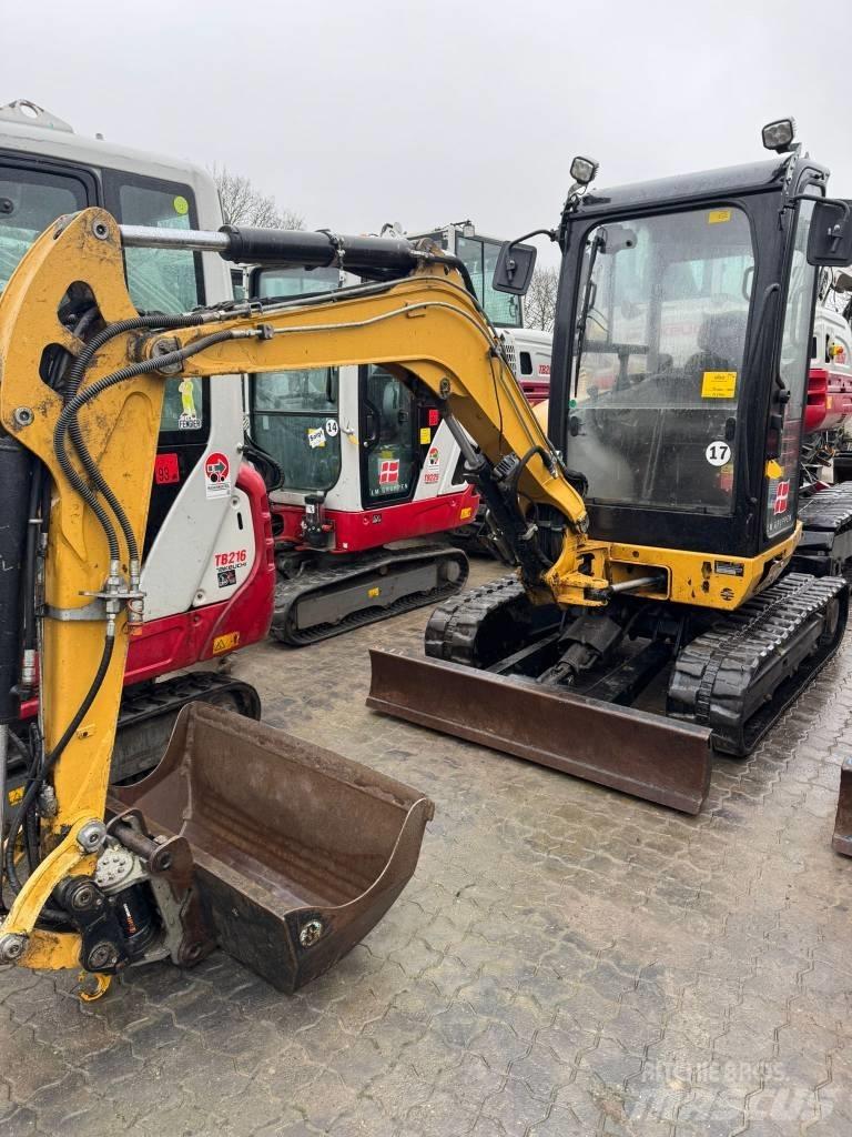CAT 302.7 D Mini Excavators <7t (Mini Diggers)