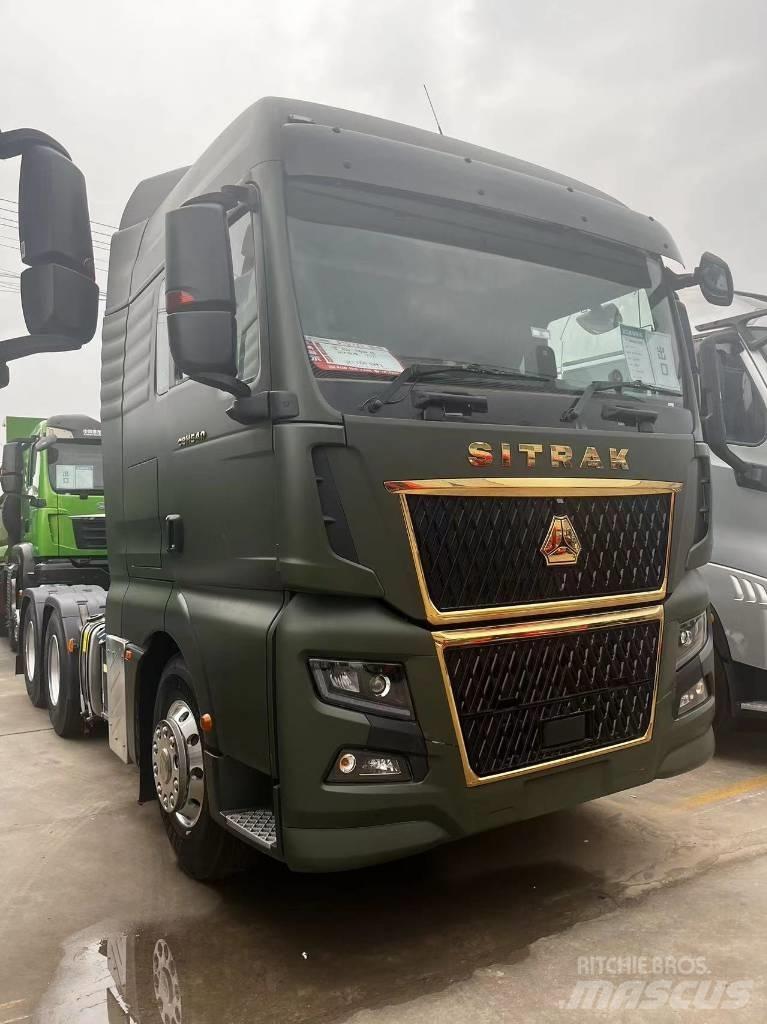 Sinotruk C9H Conventional Trucks / Tractor Trucks
