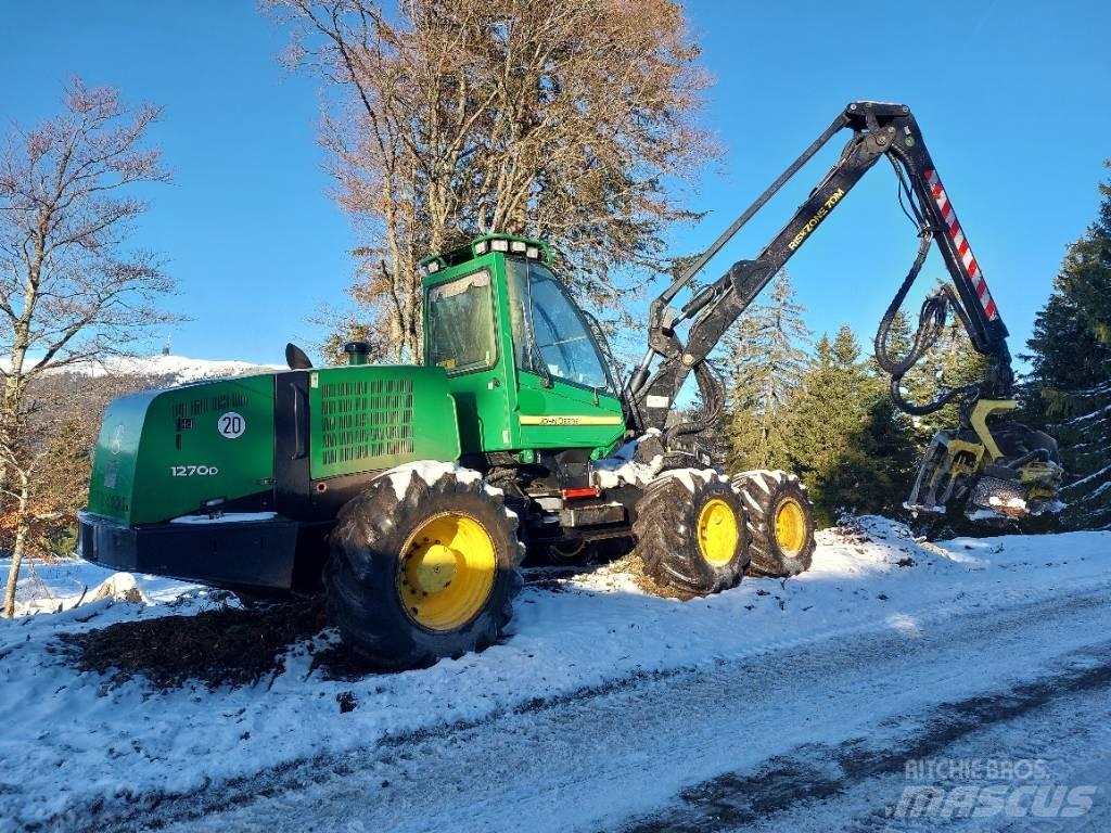 John Deere 1270 D Harvesters