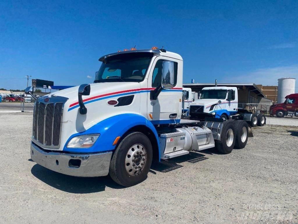 Peterbilt 579 Conventional Trucks / Tractor Trucks