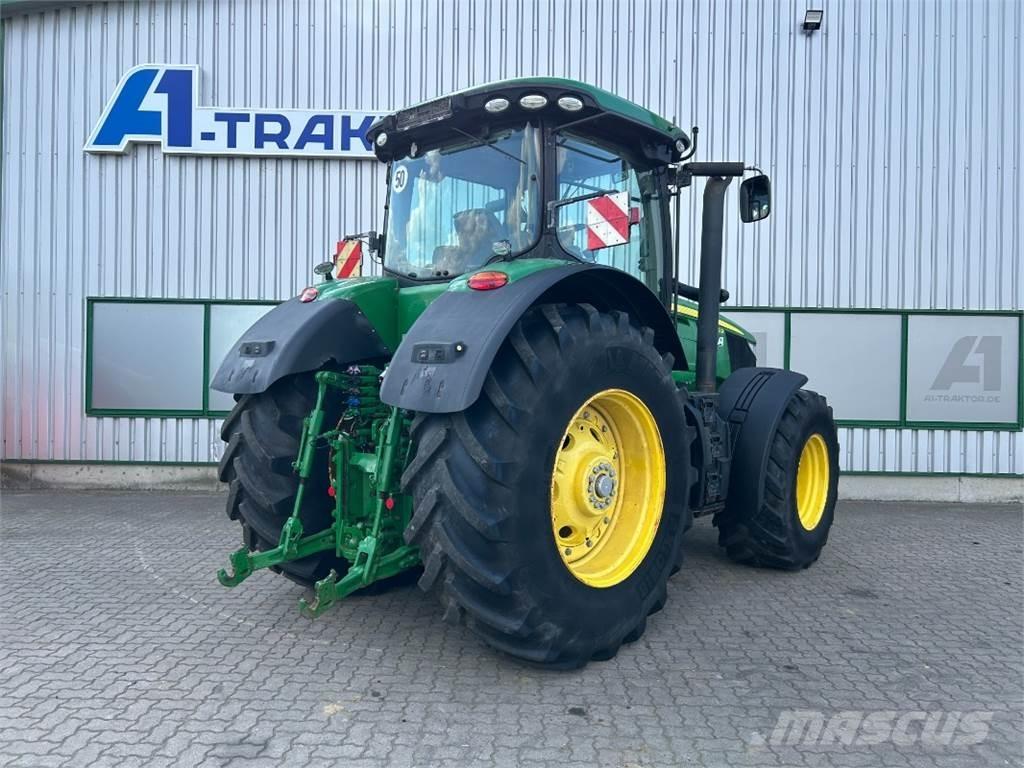 John Deere 7250R Tractors