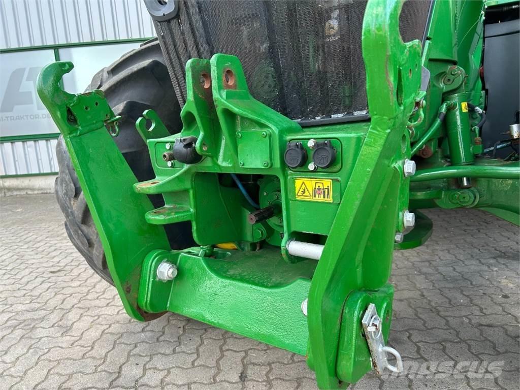 John Deere 7250R Tractors
