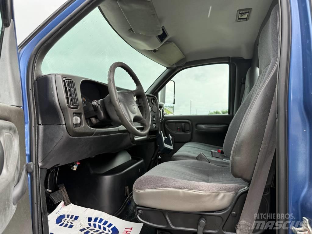 GMC C7500 Tank Trucks