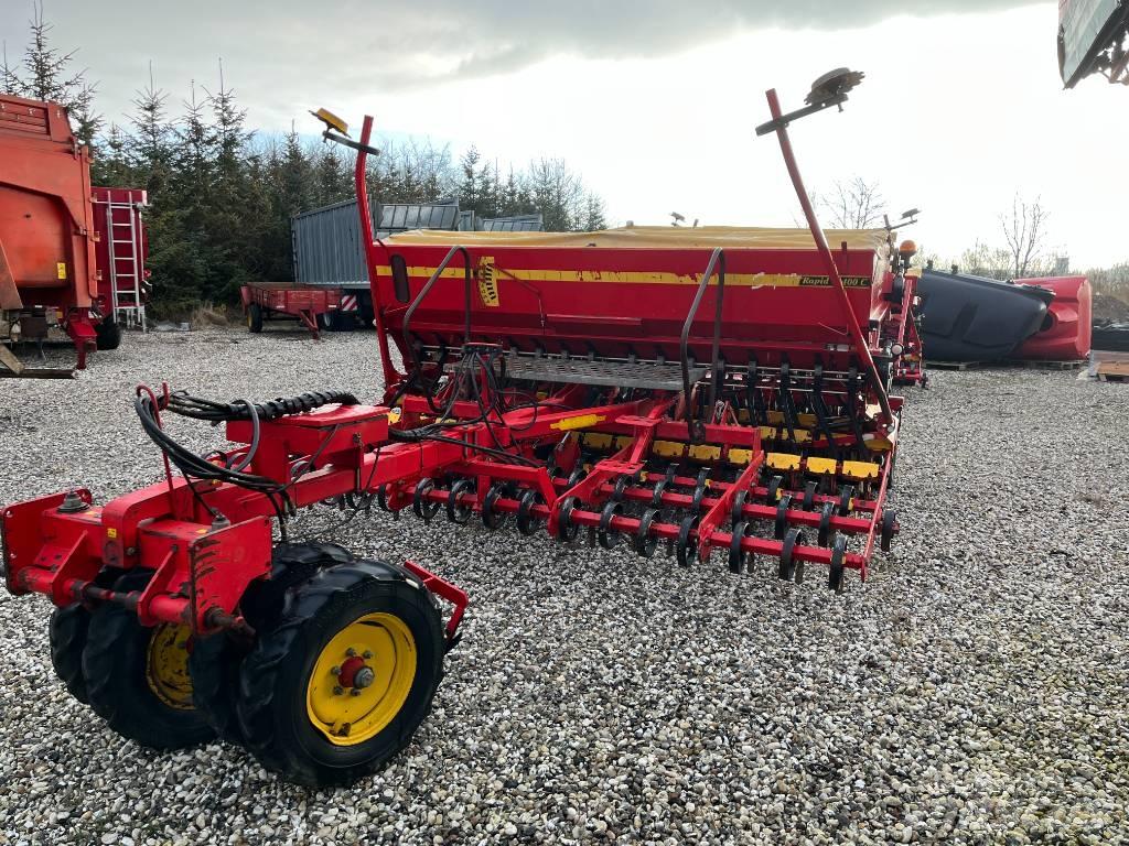 Väderstad Rapid400C Drills