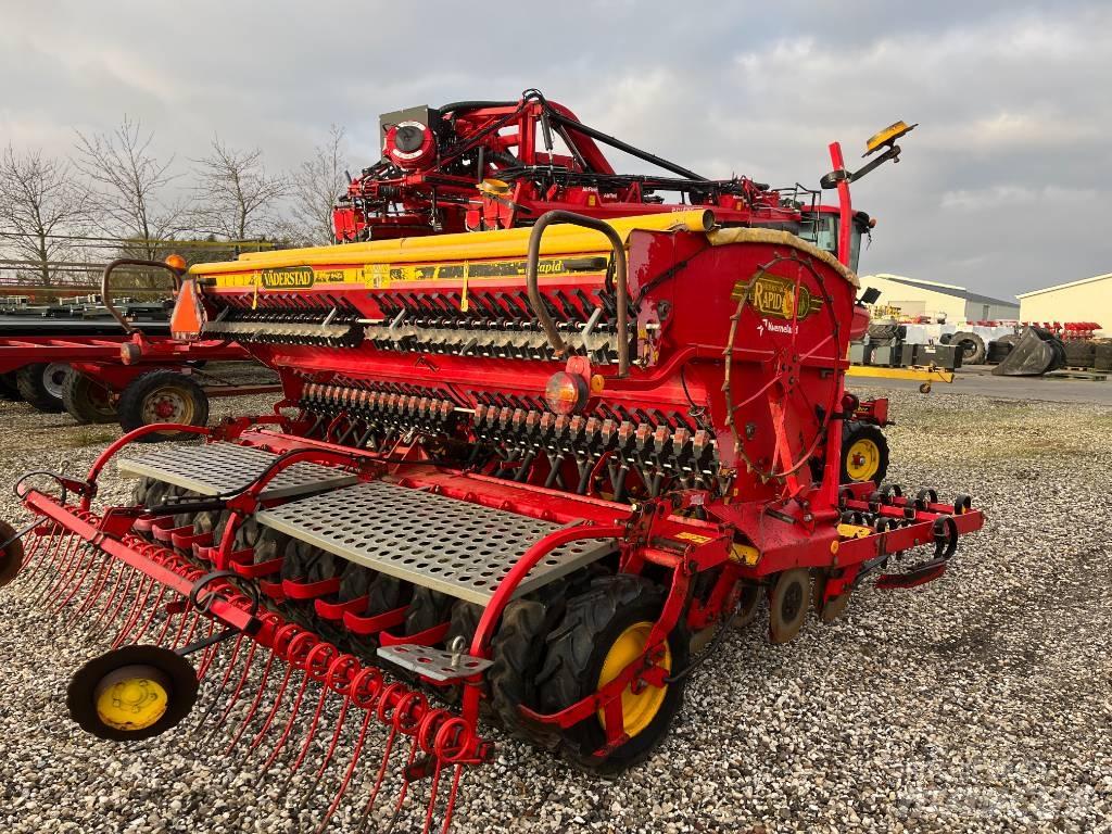 Väderstad Rapid400C Drills