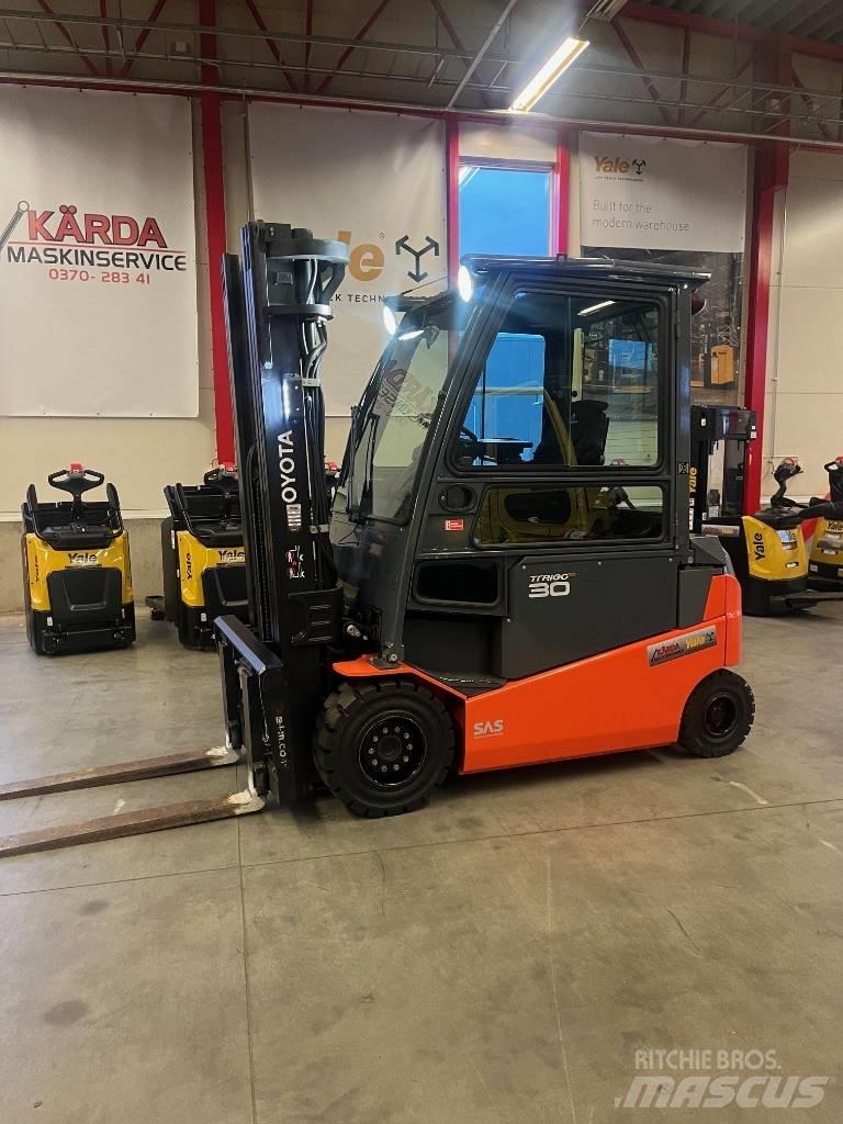 Toyota 8FBMT30 Electric Forklifts