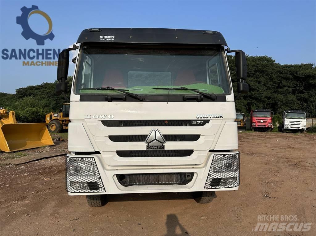 Howo 371hp Conventional Trucks / Tractor Trucks