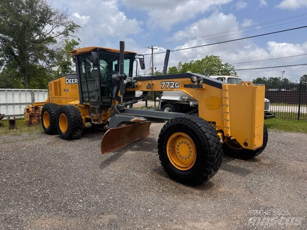 DEERE 772G Motor Graders