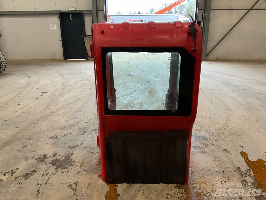 Bobcat E 80 Forestry Cabin
