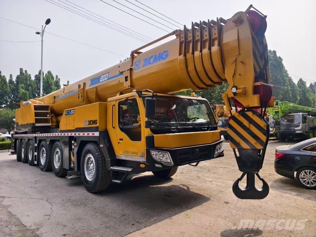 XCMG XCA 200 Mobile and all terrain cranes