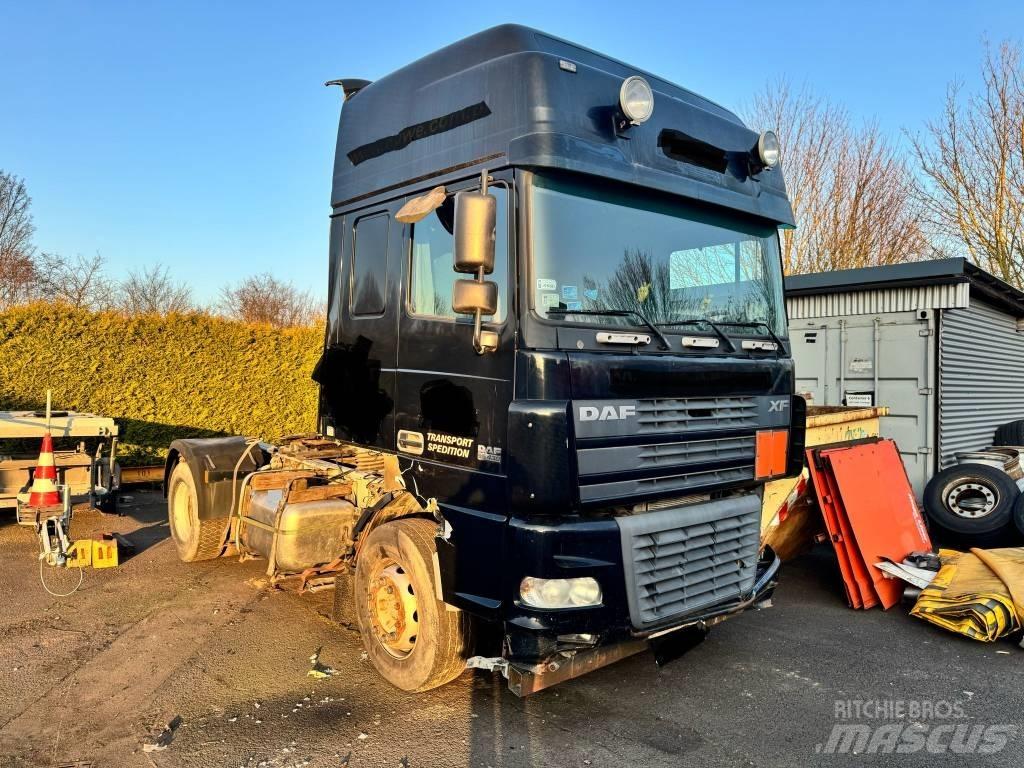 DAF XF 95.430 Conventional Trucks / Tractor Trucks
