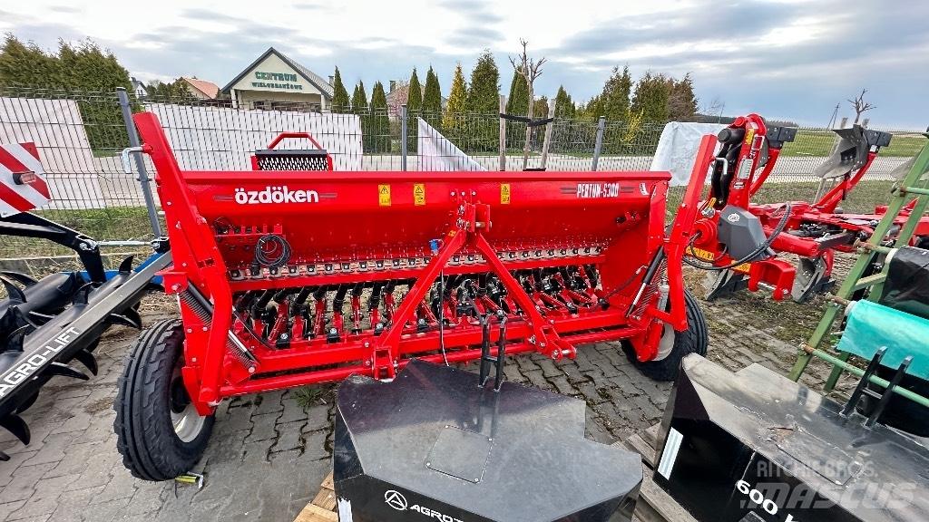 Özdöken Pertum S 300 Farm Drills