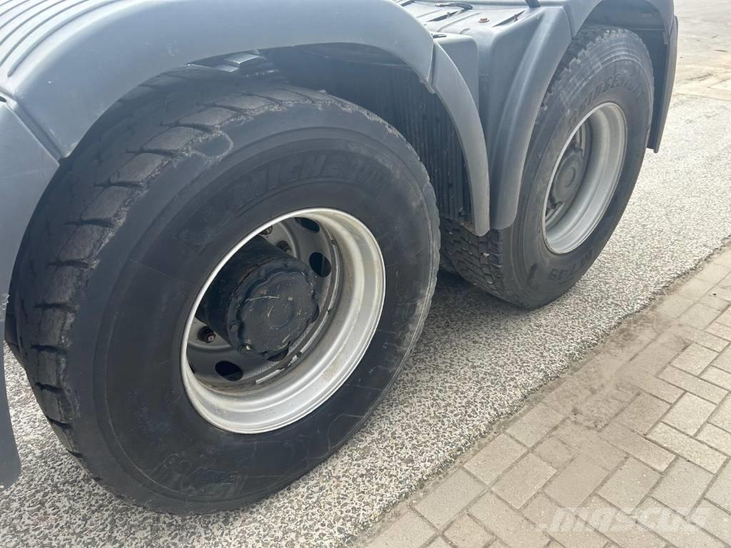 MAN TGA 33.460 FDS Conventional Trucks / Tractor Trucks