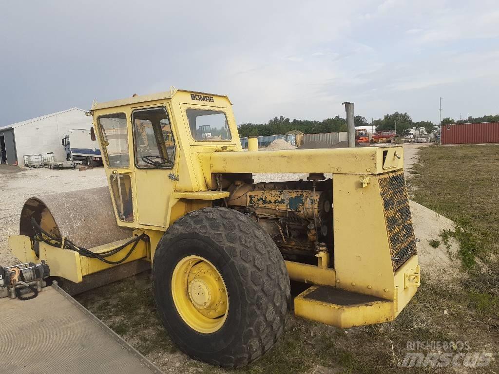 Bomag BW 212 D Soil Compactors