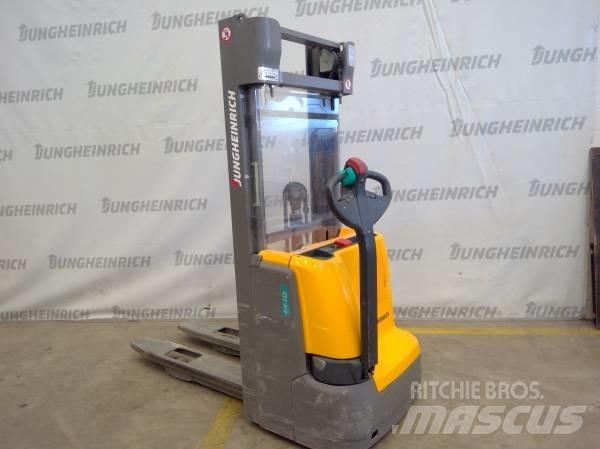 Jungheinrich EJC 112 Pedestrian stacker