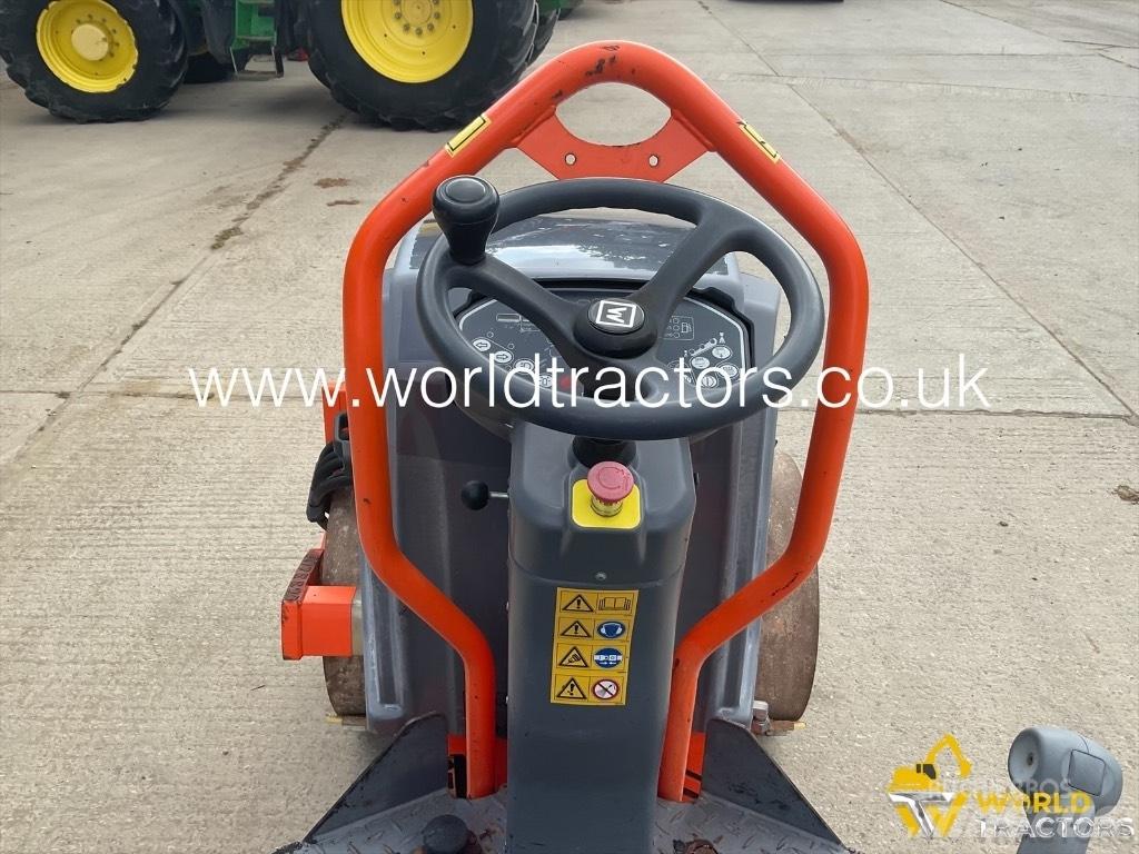 Hamm HD 10 C Twin drum rollers