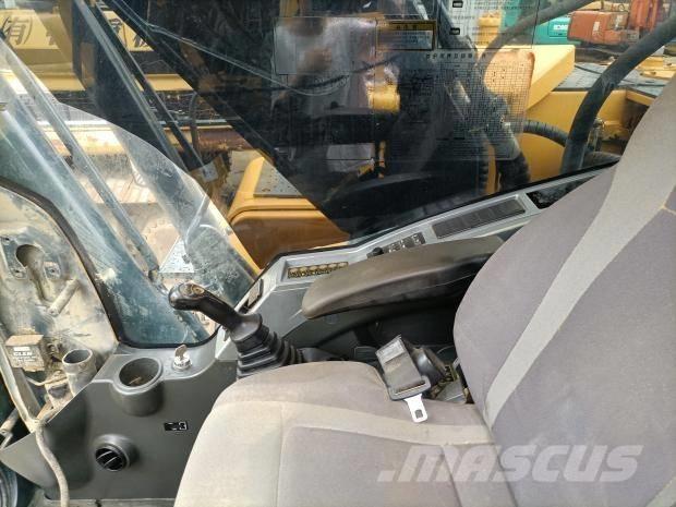 Hyundai 220LC Crawler Excavators