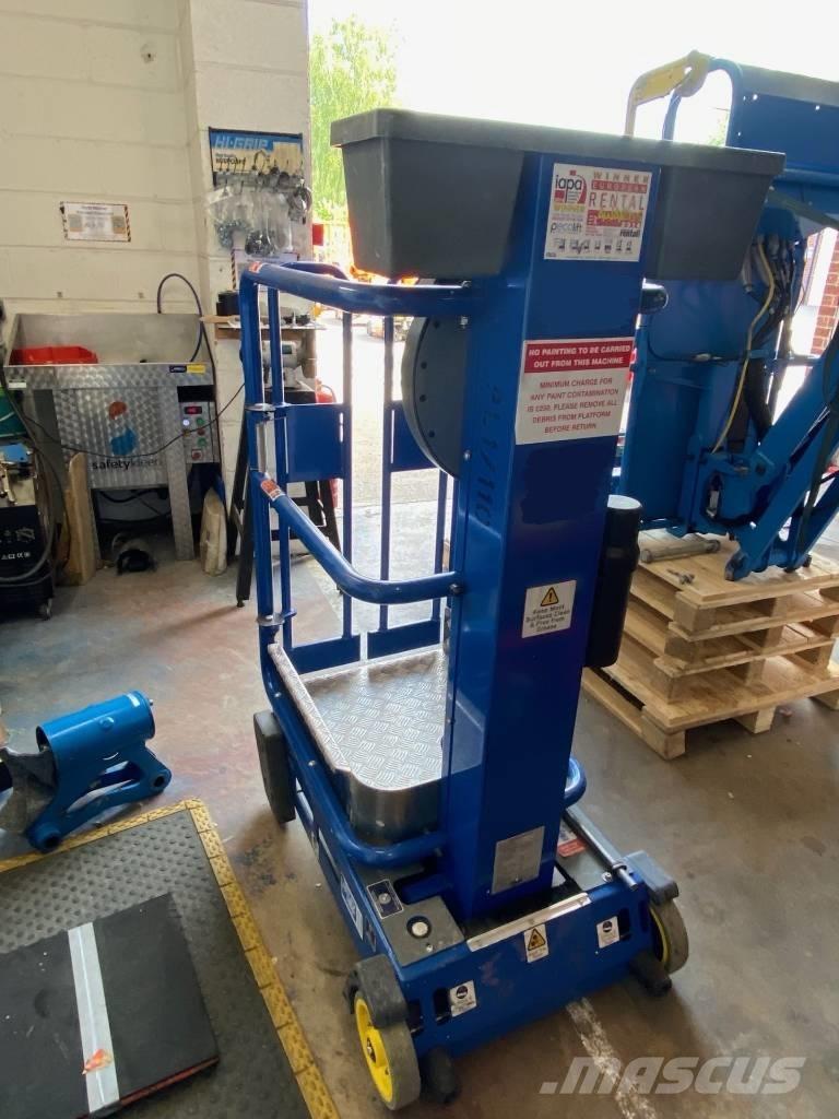 JLG Peco Lift Push around lifts