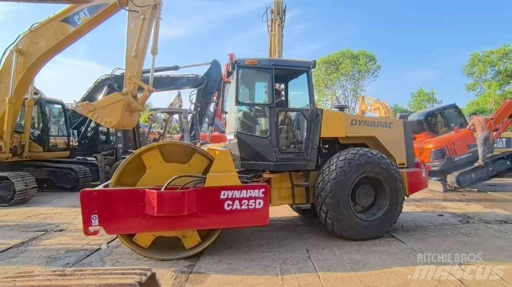 Dynapac CA 25 D Single drum rollers