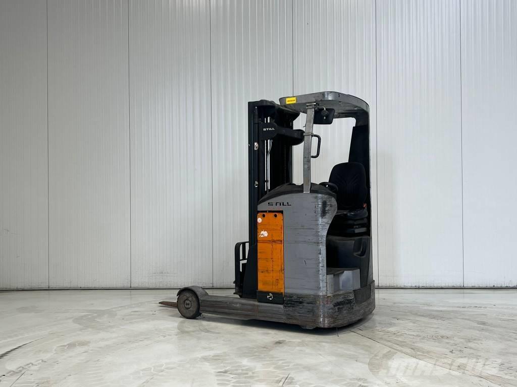 Still FMX 17 Reach trucks