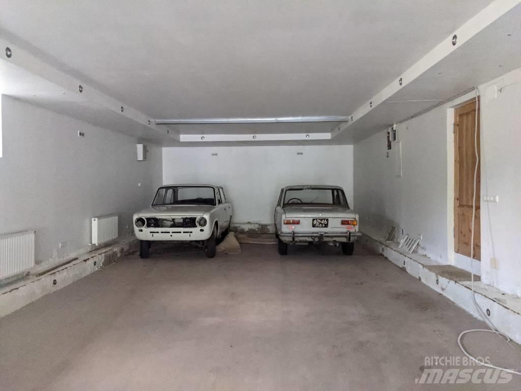  VAZ 2101 Automobiles / SUVS