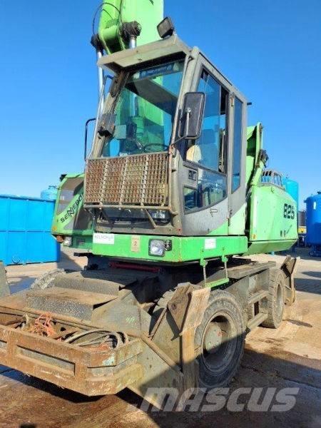 Sennebogen 825 Waste / Industry Handlers