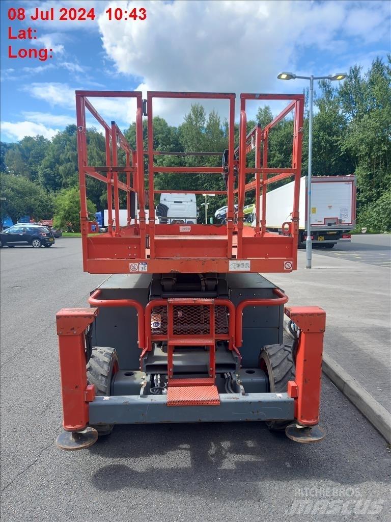 SkyJack SJ 6832 RT Scissor Lifts
