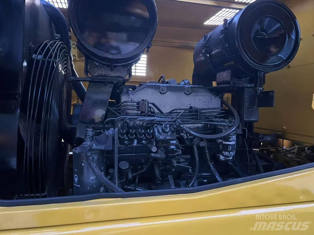 Komatsu WA 320-3 Wheel Loaders