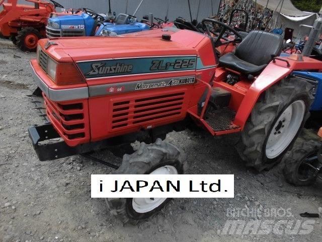 Kubota L 1-225 Tractors