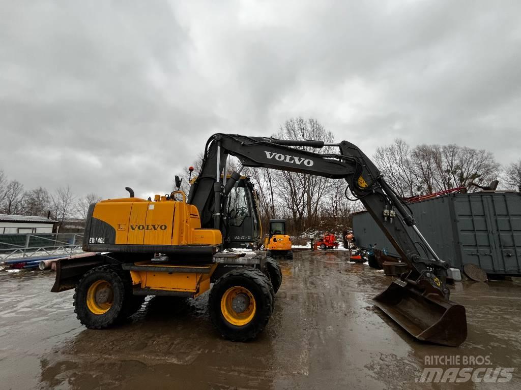 Volvo EW 140 C Wheeled Excavators