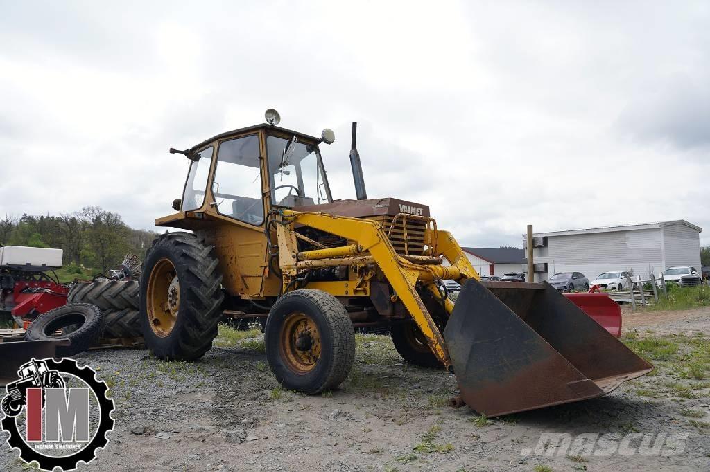 Valmet 502 Tractors