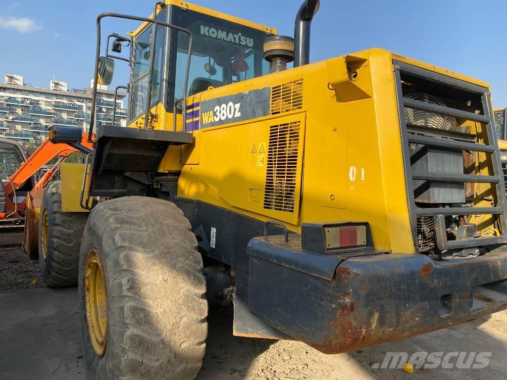 Komatsu WA 380-3 Wheel Loaders