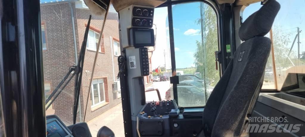 CAT 972 M Wheel Loaders