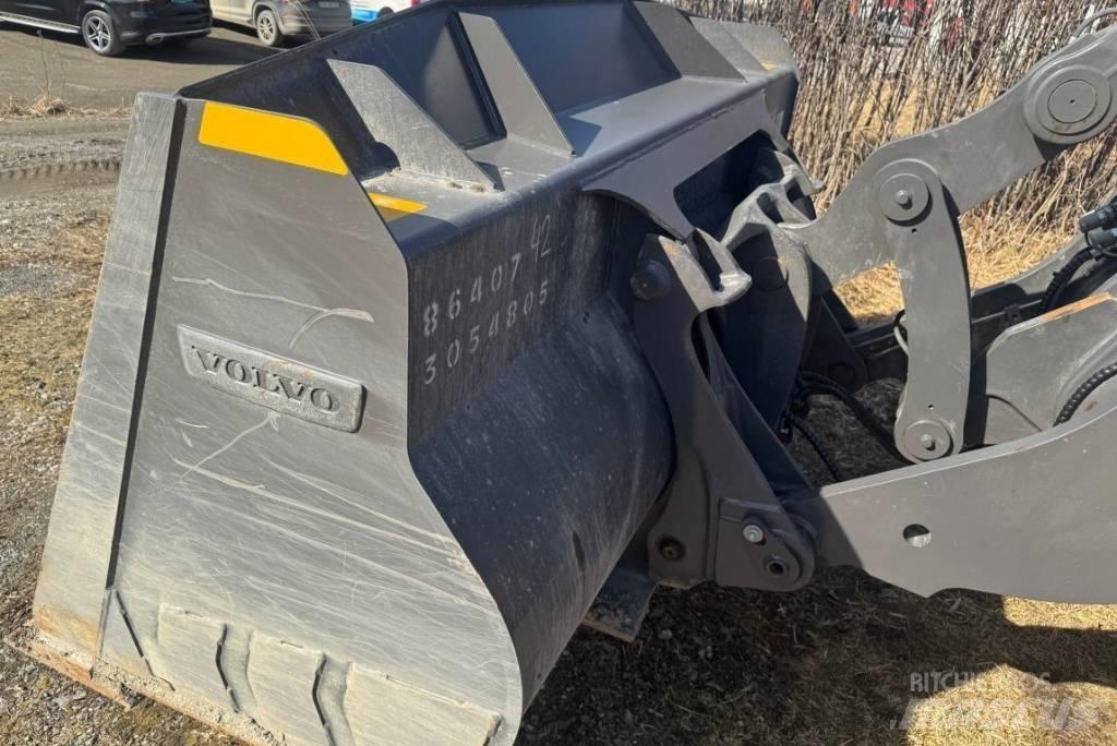 Volvo L70H2 Wheel Loaders
