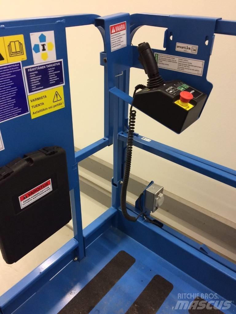 Genie GS-2646 Scissor Lifts