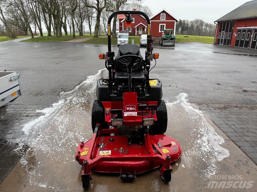 Toro 3280D Riding mowers