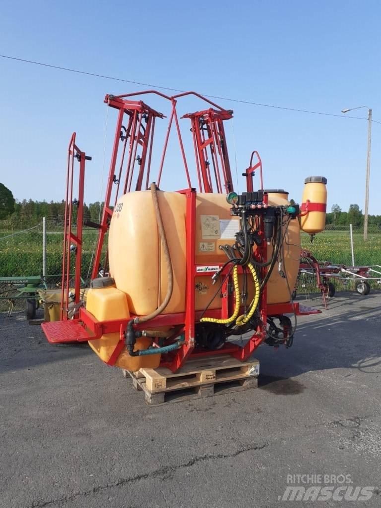 Junkkari 1300L/16M Mounted sprayers