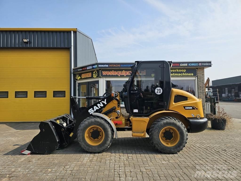 Sany SW085 Wheel Loaders