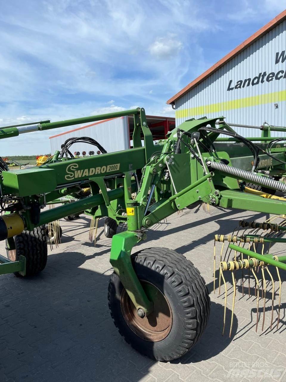 Krone Swadro 2000 Swathers \ Windrowers