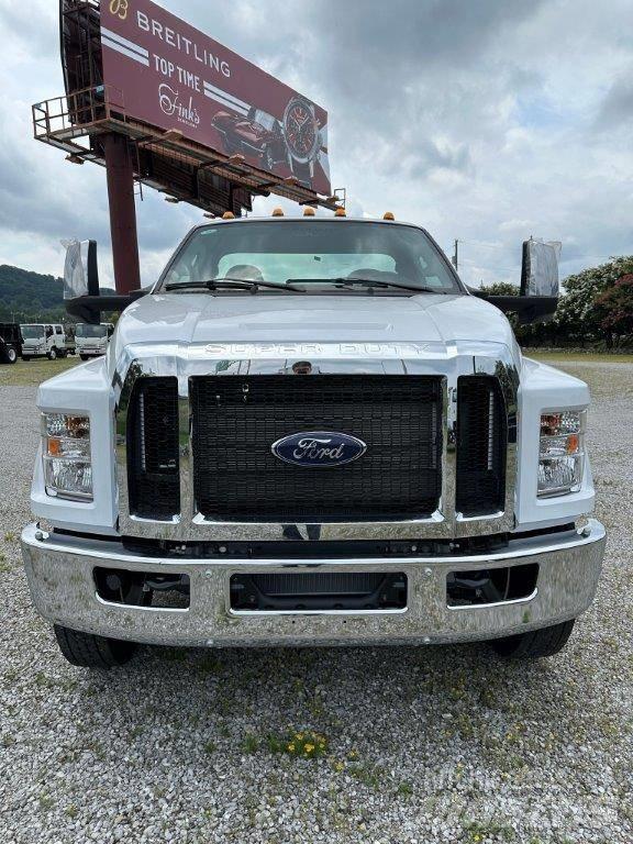 Ford F 750 Cab & Chassis Trucks